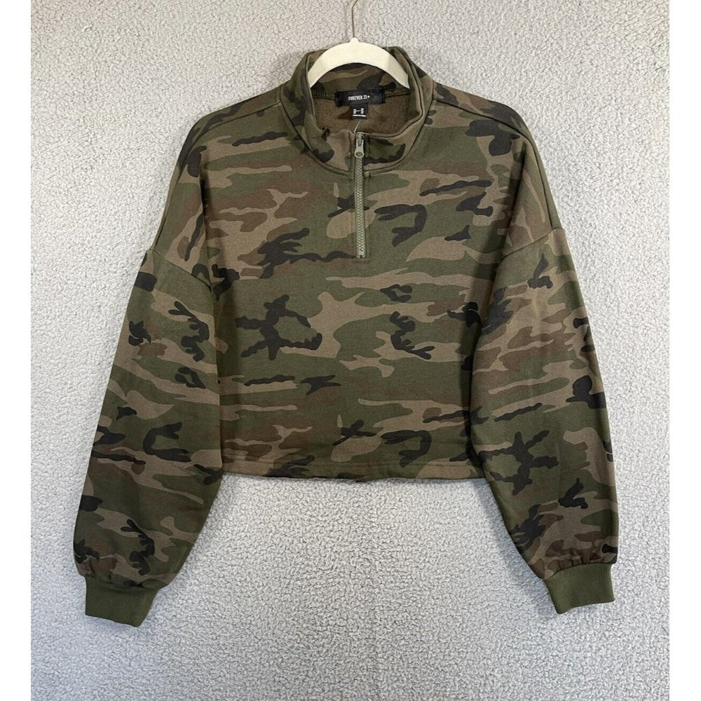 Forever 21 Womens Plus Size 0X/12 Cropped Sweatshirt Green Camo Zip Long Sleeves
